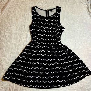 Twee Hipster Style Scuba H&M Dress